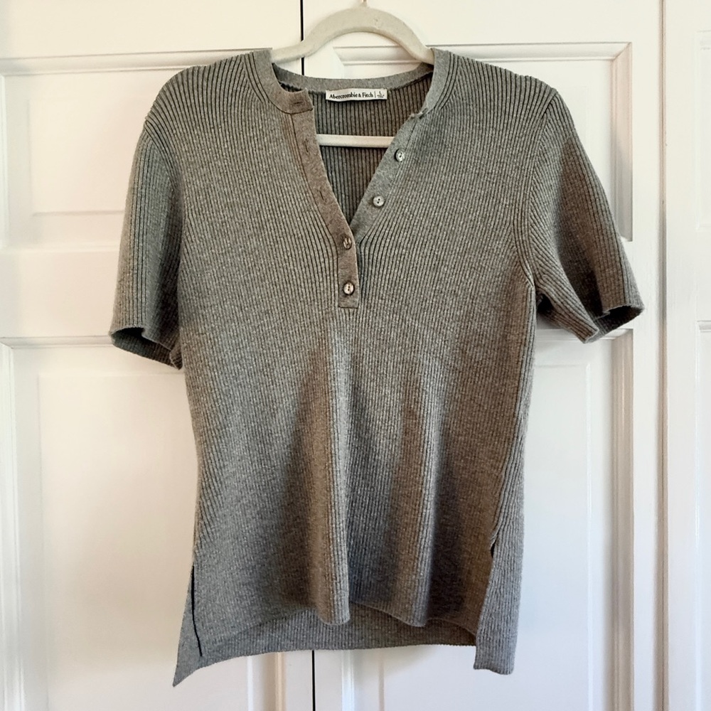 Abercrombie & Fitch Gray Button Down Henley Shirt NWOT size L